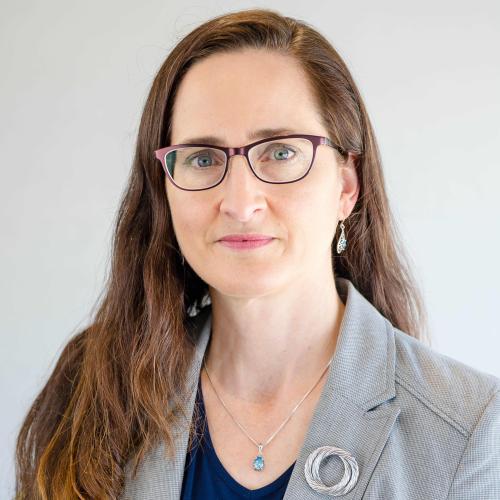 Linda Bushnell headshot