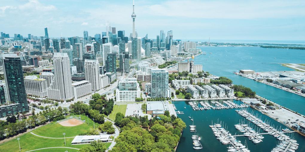 Toronto, CA Bay