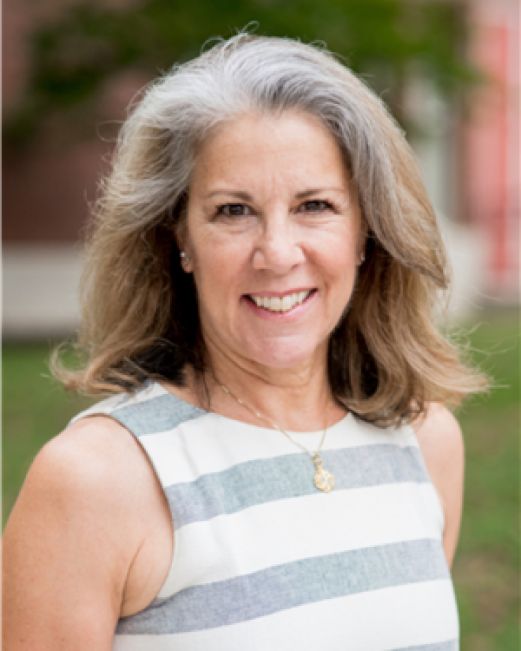 Carolyn Beck headshot