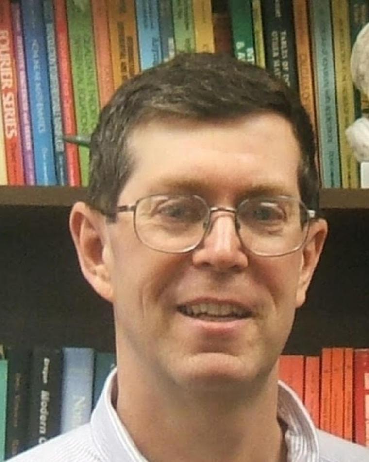 Dennis S. Bernstein headshot